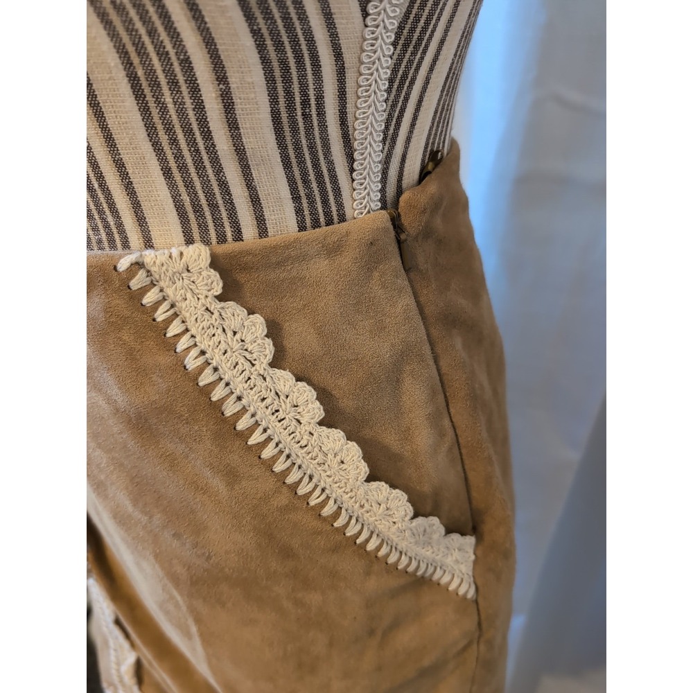 NEW Maje Tan Leather‎ Suede Skirt w/ Crochet Lace Trim Accents Pockets Size 8/38 - Picture 3 of 11